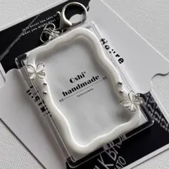 トレカキーホルダー　トレカケース　レジンデコ ワンカラー　蝶々　ホワイト