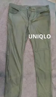 UNIQLO パンツ　メンズ　スリム
