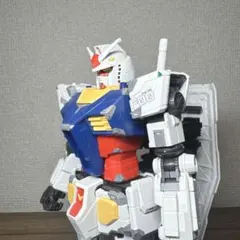 YOKOHAMA 1/100 RX-78F00 ガンダム　完成品のサムネイル