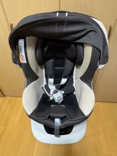 【美品】エールベベ クルットNTプレミアム　チャイルドシート　ブラウンオレ