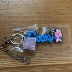 BT21 cookyキーホルダー