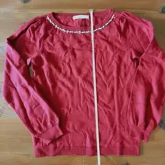 赤　トップス　長袖　ニット　L　ビーズ　キラキラ　赤色