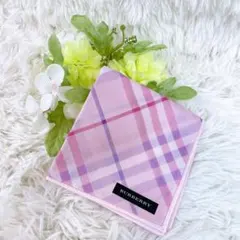 新品✨未使用 BURBERRY ノバチェック ハンカチ シール付き ピンク 薄手