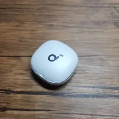 Anker Soundcore Liberty 4 イヤホンケースのみホワイト①のサムネイル