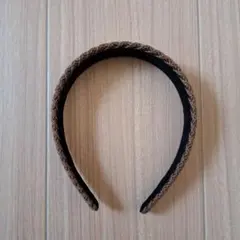 ブラウンカチューシャ