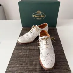 Tricker's ホワイトウィングチップシューズ 箱 袋あり - メルカリ