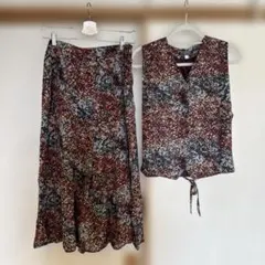 ベスト フレアスカート セットアップ 総柄 昭和レトロ