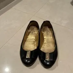 Kate Spade ブラック フラットシューズのサムネイル