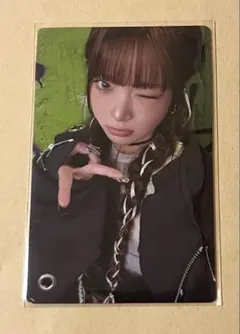 LE SSERAFIM トレカ ウンチェ 1点 DIFFERENT 封入