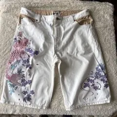 絡繰魂　和柄 登り鯉 刺繍 ホワイト デニム ショートパンツ38サイズのサムネイル