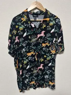 Forever 21 半袖　柄シャツ