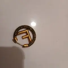 2025年最新】fendi ピアス 片耳の人気アイテム - メルカリ