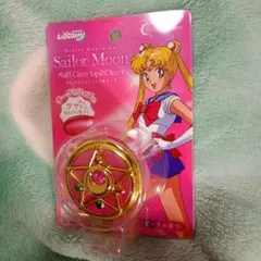 セーラームーン　コスメ　マルチキャリーリップ＆チーク クリスタルスターコンパクト