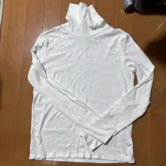 インナーハイネック