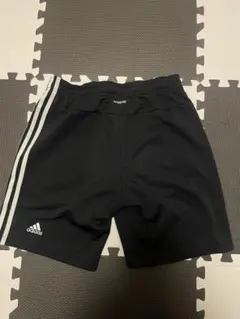 adidas AEROREADY ブラックショートパンツ
