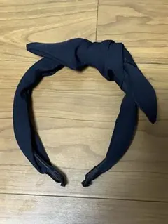 リボンデザイン カチューシャ ブラックのサムネイル