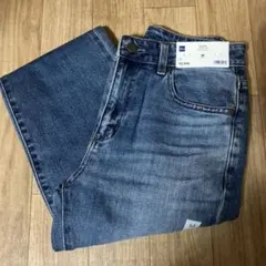 GU ミドルライズフレアジーンズ　Mサイズ