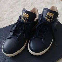 ハイカット スニーカー