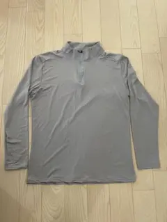 ハーフジップ　長袖　トップス　グレー　Mサイズ？のサムネイル