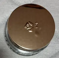 LANCOME アプソリュ エッセンス イン パウダー 01のサムネイル