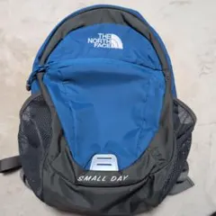 THE NORTH FACE SMALL DAY リュック　です。