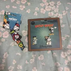 キーホルダー、ピンバッジ