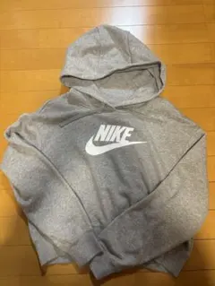 NIKEパーカー