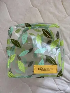 L'OCCITANE 葉っぱ柄ポーチのサムネイル