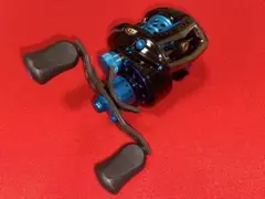 限定版】Abu Garcia Revo Elite Aurora (右手巻) - メルカリ
