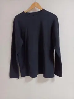 ブラック 長袖トップス