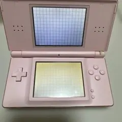 NintendoDSi箱付き新品同様美品☆箱付き☆初期設定済み！ 任天堂（Nintendo） DSi 本体 中古 付属品完備 ニンテンドーDSi レッド