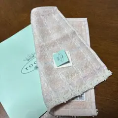 未使用タグ付き　TOCCA タオルハンカチ ピンクのサムネイル