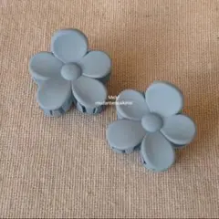 ヘアクリップ バンスクリップ マットカラー ヘアアクセサリー お花 ブルー