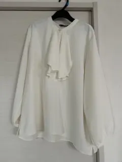 GALLORIA アイボリー フリルブラウス LL 最終値下げ