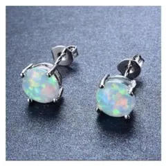 オパール風ピアス