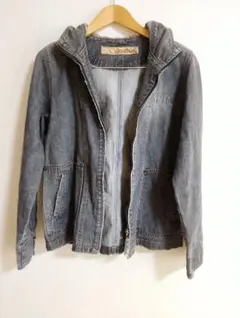 Item thumbnail for item c6d2cbae-46b1-4fa2-97af-dfd03e6a1ddc