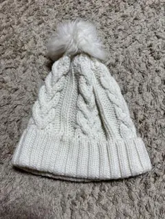 GAP KIDS ホワイトニット帽 ポンポン付き