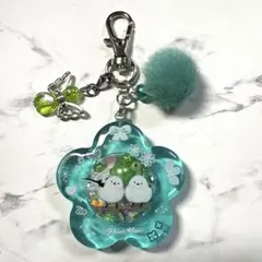 7033☆ シマエナガ　シェイカー　キーホルダー　レジン　ハンドメイド