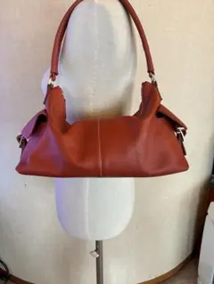 オレンジ色ハンドバッグ ジッパー付き