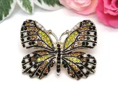 蝶々のブローチ ♪(黄色)　　　ブローチ９３２