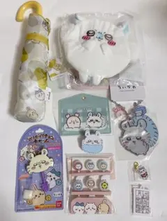 ちいかわ/うさぎ、モモンガ推し/新品のみ/折りたたみ/ポーチ/キーホルダー