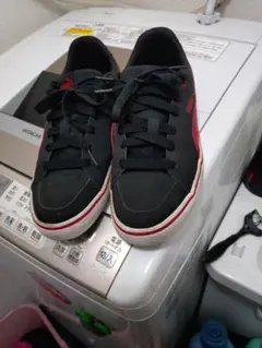 Puma ハイカットスニーカー 黒/赤