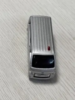 トミカ シルバー バン型ミニカー トミカ シルバー ミニバン 2台セット - メルカリ