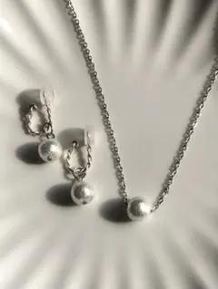 コットンパールのネックレス＆挟むだけイヤリングのセット☆お買い得☆