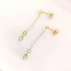 天然石　ペリドットの チェーンピアス