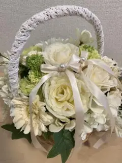 フラワーリース 風薫る8 咲き誇る花たちの花かご 玄関リース 造花 