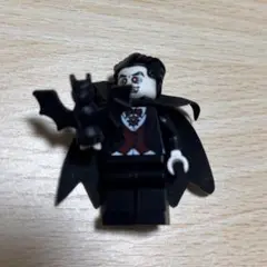 希少 レア LEGO ドラキュラ 吸血鬼 ミニフィグ