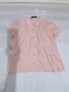 半袖フリルシャツ　パフ袖シャツ　薄ピンク　新品