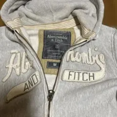 最終値下げ　厚手　アバクロ　ジップアップ　パーカー