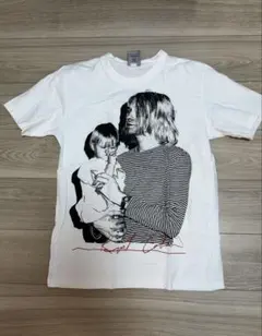 【Kurt Cobain カートコバーン NIRVANA】Tシャツ　L